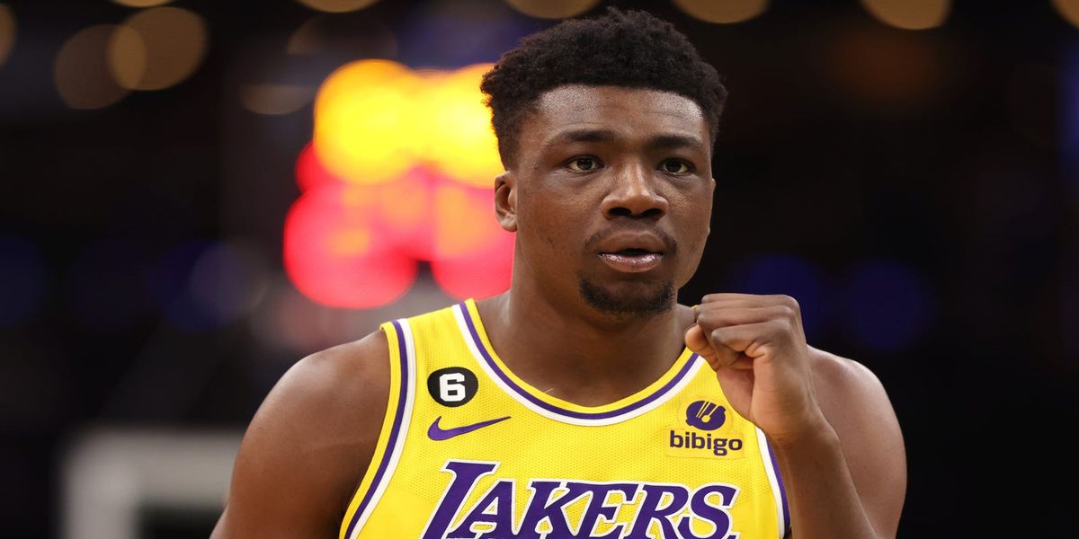 LeBron Wire tweet media