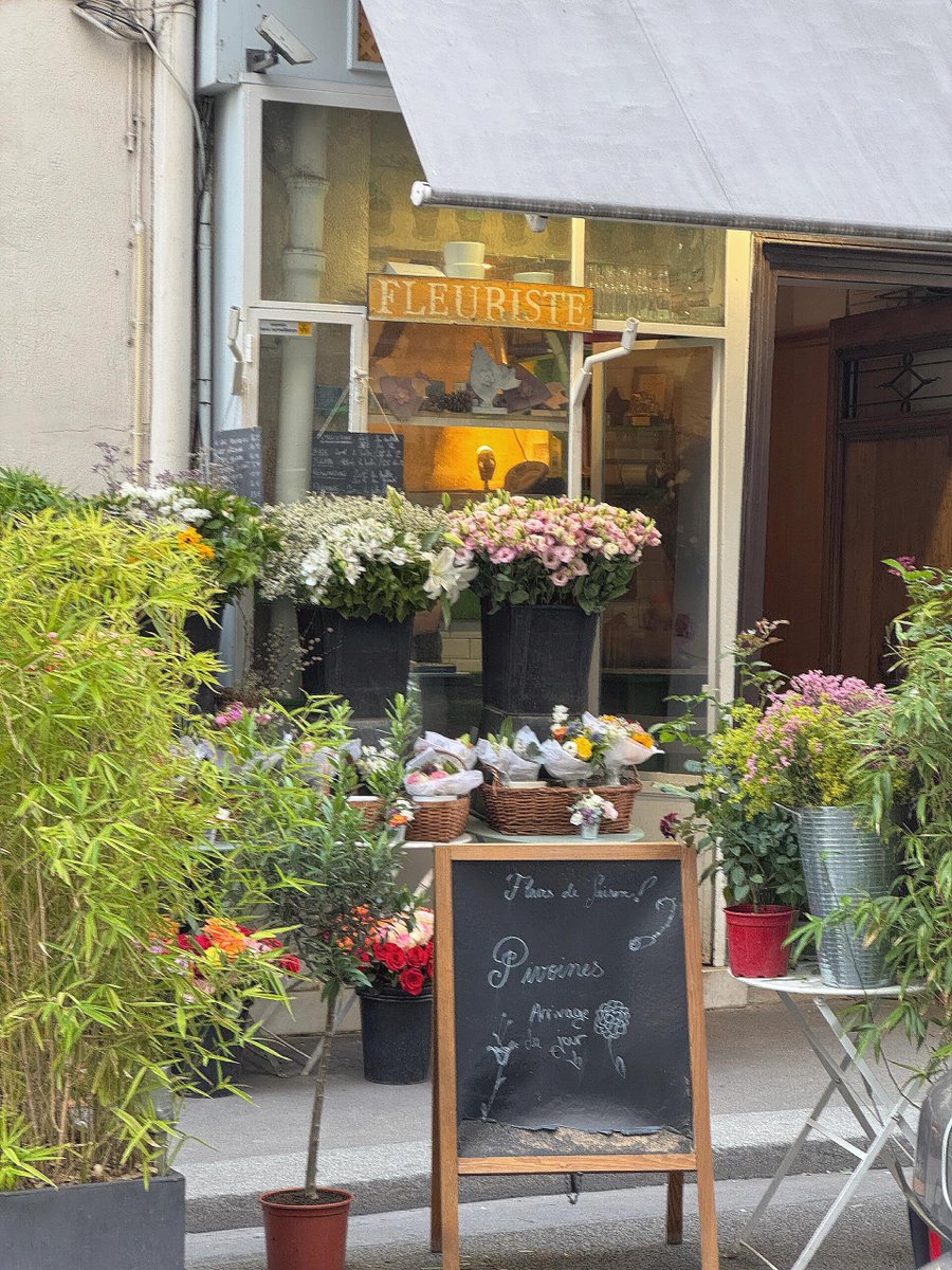 Milliee001s's tweet image. When you see a beautiful scenery, take a picture
#RandomShots #Dailylife #Takeawalk