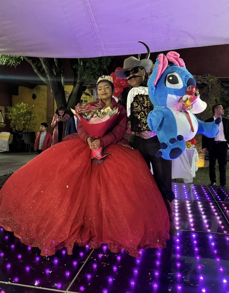 Banco de Tapitas tweet media