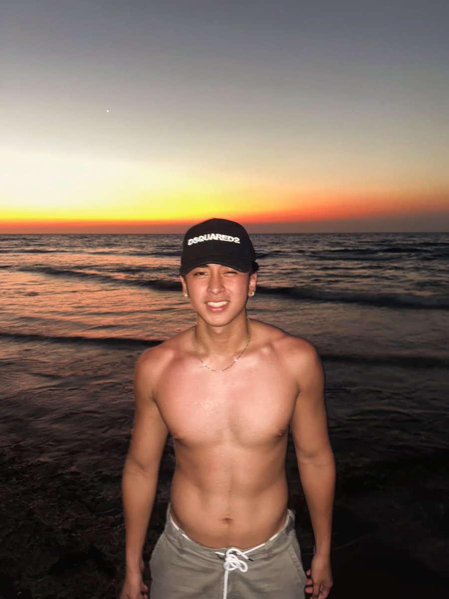 MAXCLUSIVESX ⚜️ tweet media