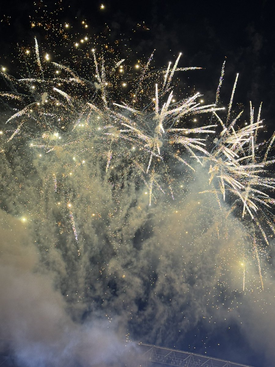 옹구리 tweet media