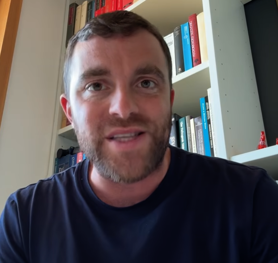 United Update tweet media