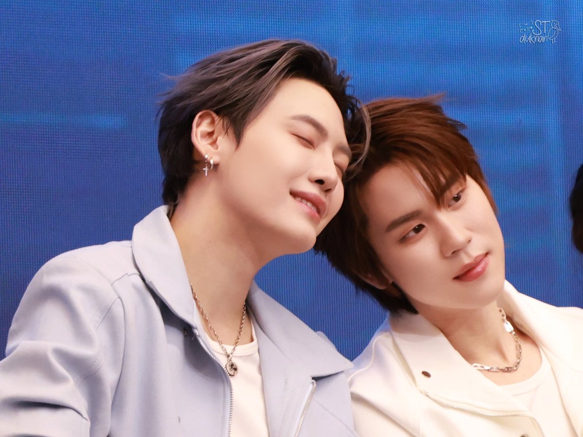 𝕕𝕦𝕜𝕟𝕒𝕟 𝕔𝕙𝕒𝕤𝕖 𝒮𝒯𝕒𝕣 𝕝𝕚𝕗𝕖 tweet media