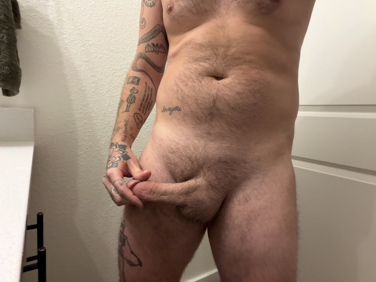 BonerBros1's tweet photo. Saturday boner 😈🤑💦 #alpha needs to drain some wallets https://t.co/xi7oIBMpga