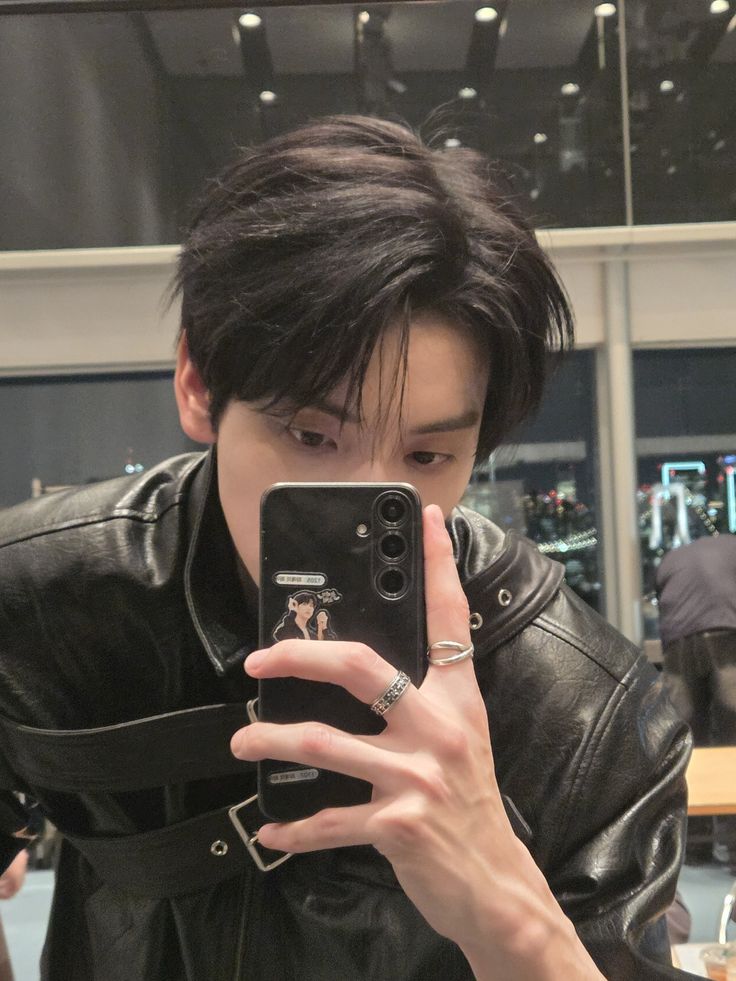 𝖱𝗂𝖼𝗁 𝖦𝗋𝖾𝗑𝖾𝗒. tweet media