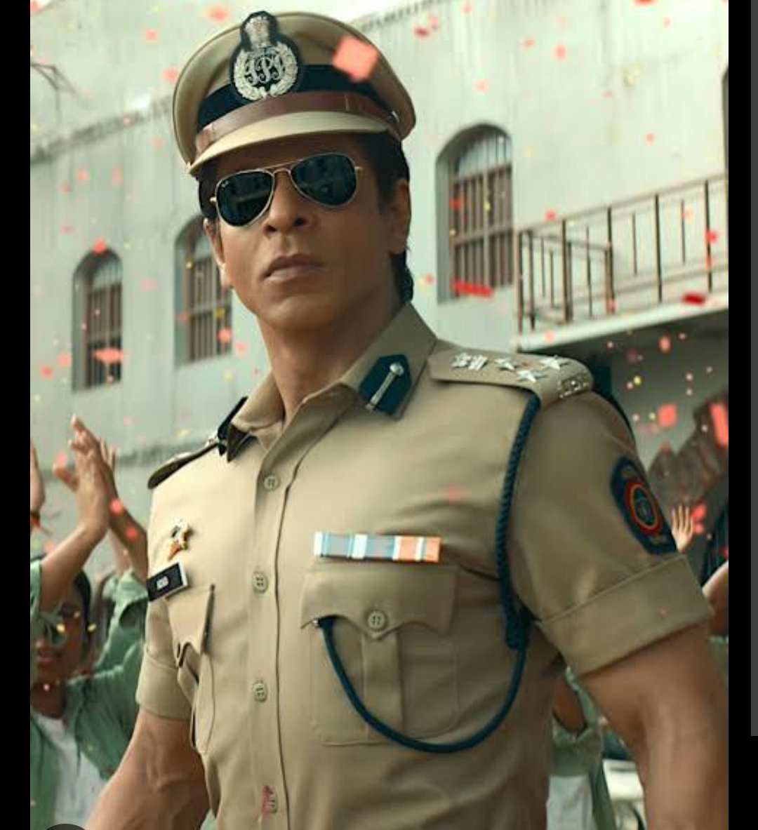 M A D M A N tweet media