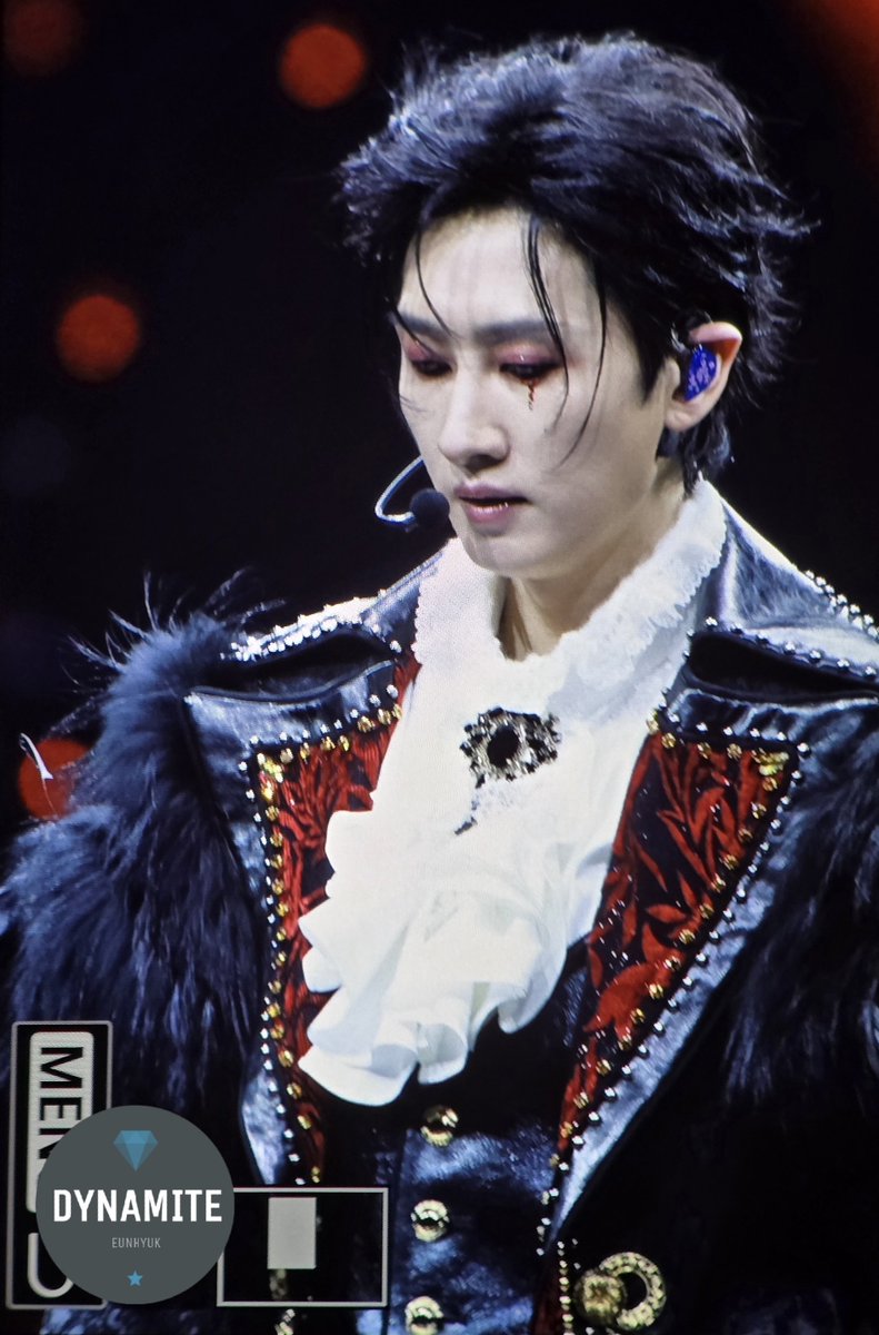 DYNAMITE💎 tweet media