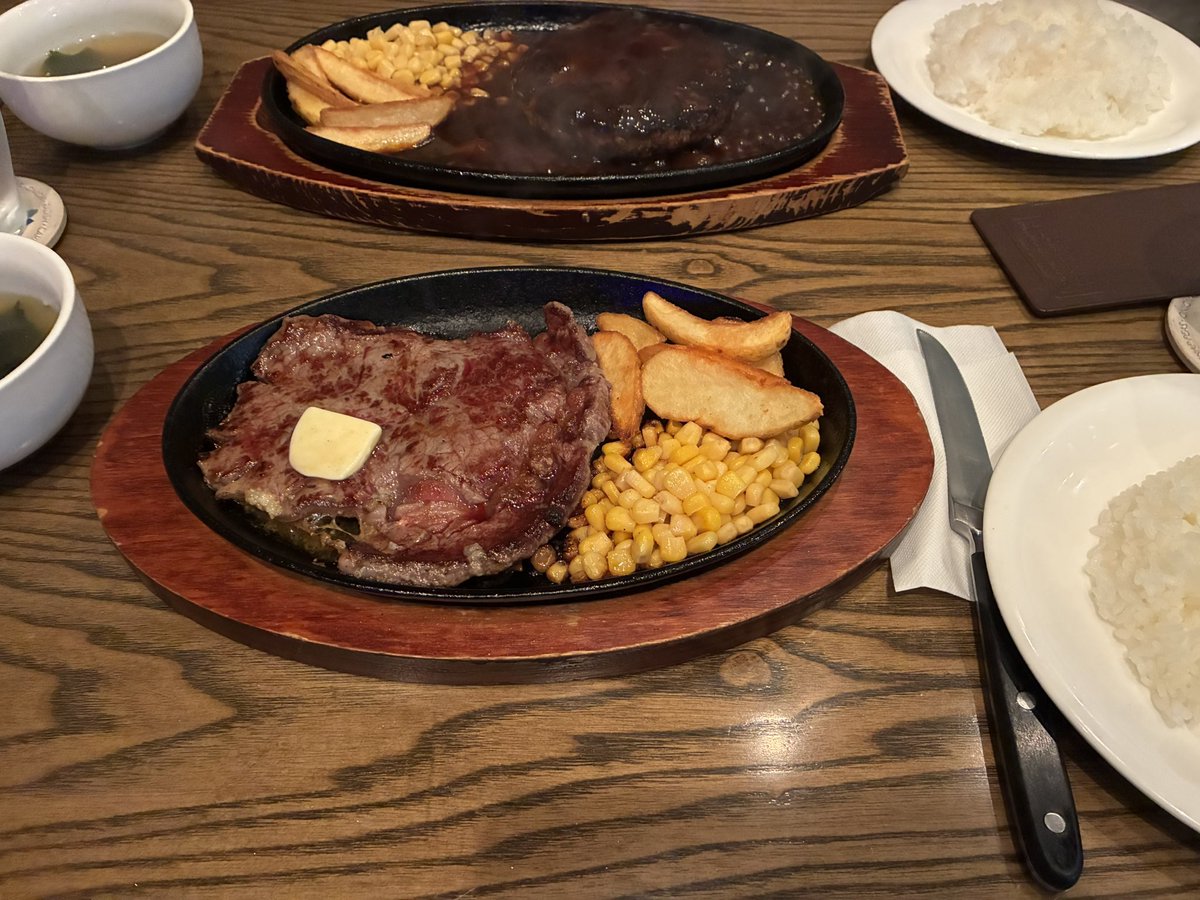 mshrxs's tweet photo. ハンバーグステーキ。🥩
#ファミリー https://t.co/a1TKBhHzUN