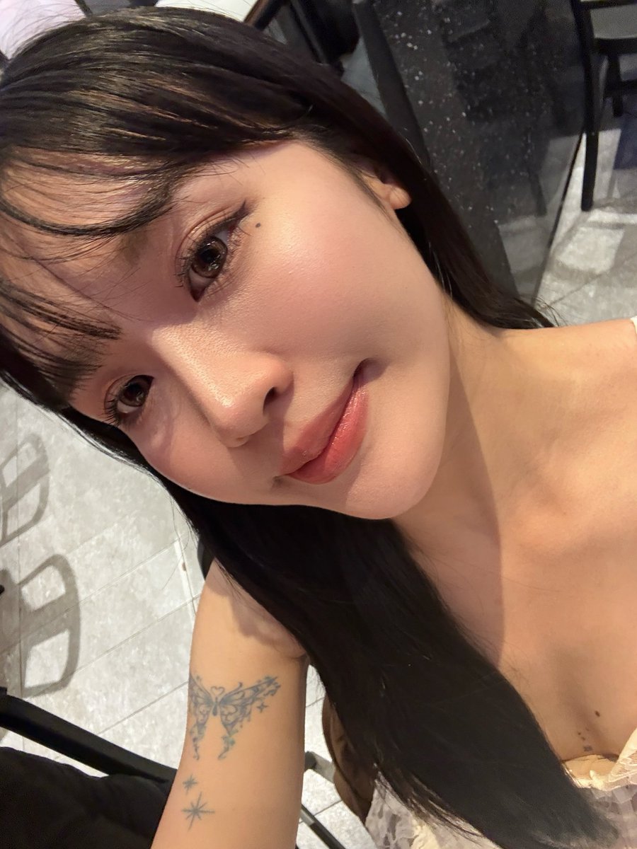 Firssstt tweet media