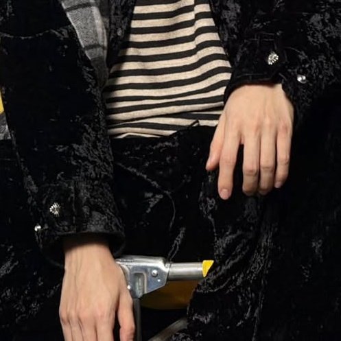 taehyun's hands tweet media