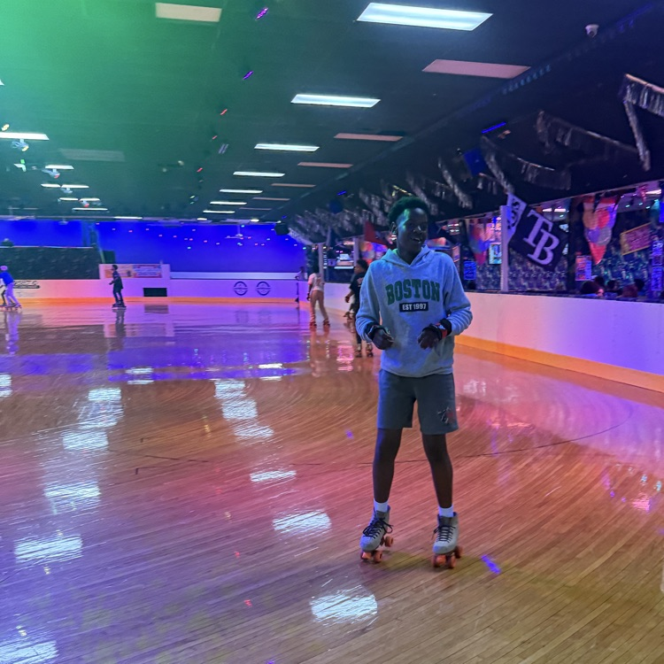 HCPSFranklinBPA's tweet image. The sixth and seventh grade field trip to United Skates was awesome. #skates #bpa