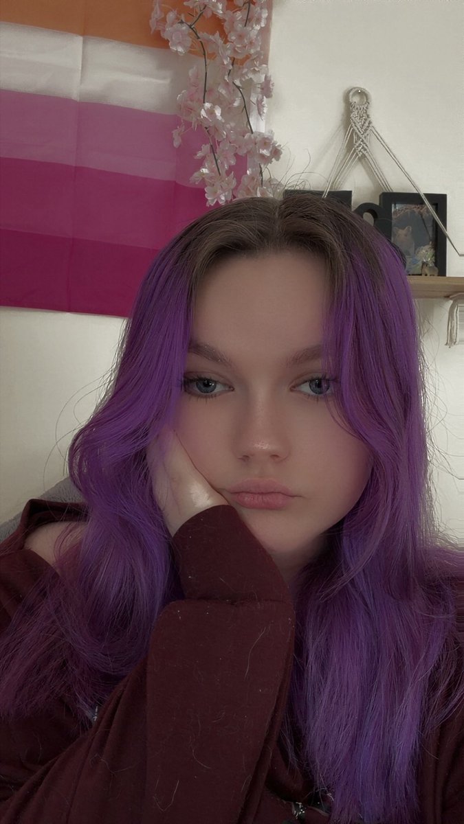 saturn 🫧 tweet media