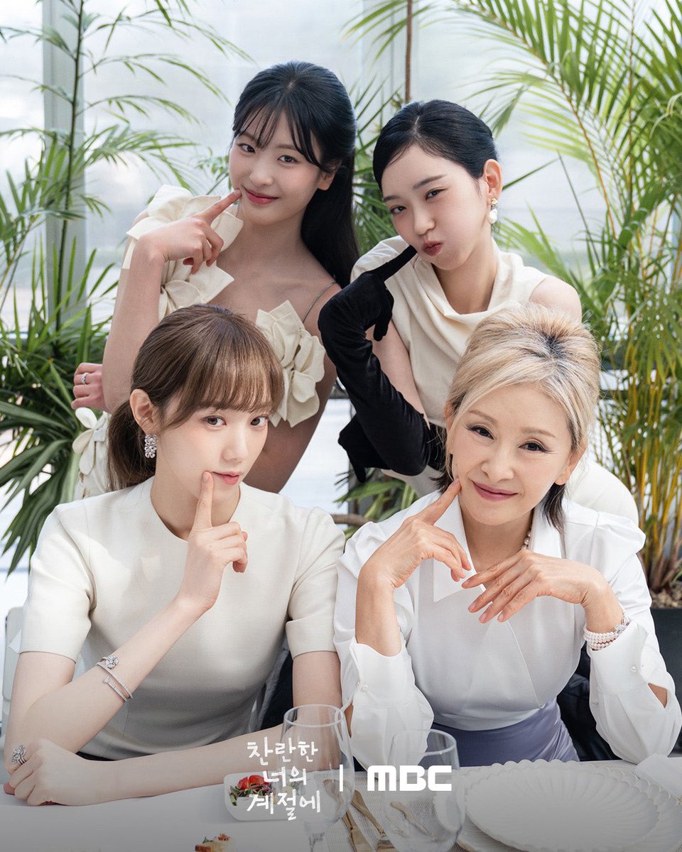 하나부터 열까지 너무 이쁜 가족😻