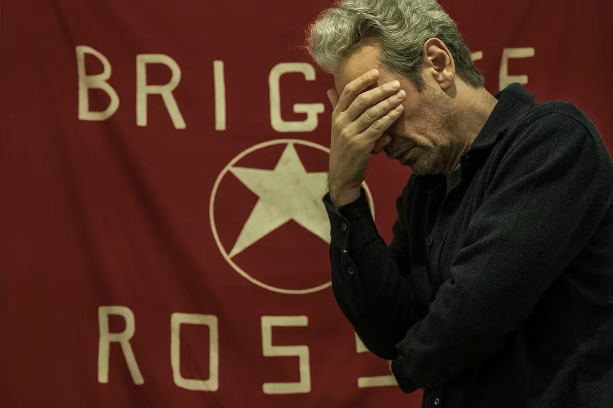 PAB_277's tweet photo. Esterno Notte (2022) — Marco Bellocchio

6 épisodes de maîtrise, le maître italien https://t.co/pC6pSfbhiE