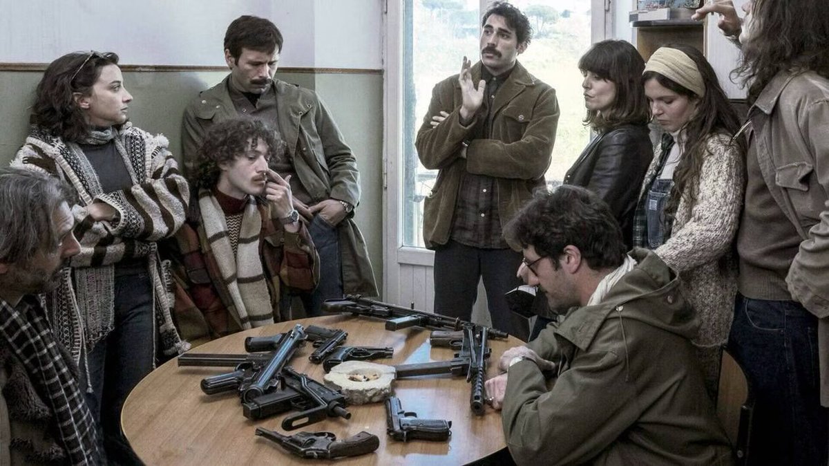 PAB_277's tweet photo. Esterno Notte (2022) — Marco Bellocchio

6 épisodes de maîtrise, le maître italien https://t.co/pC6pSfbhiE