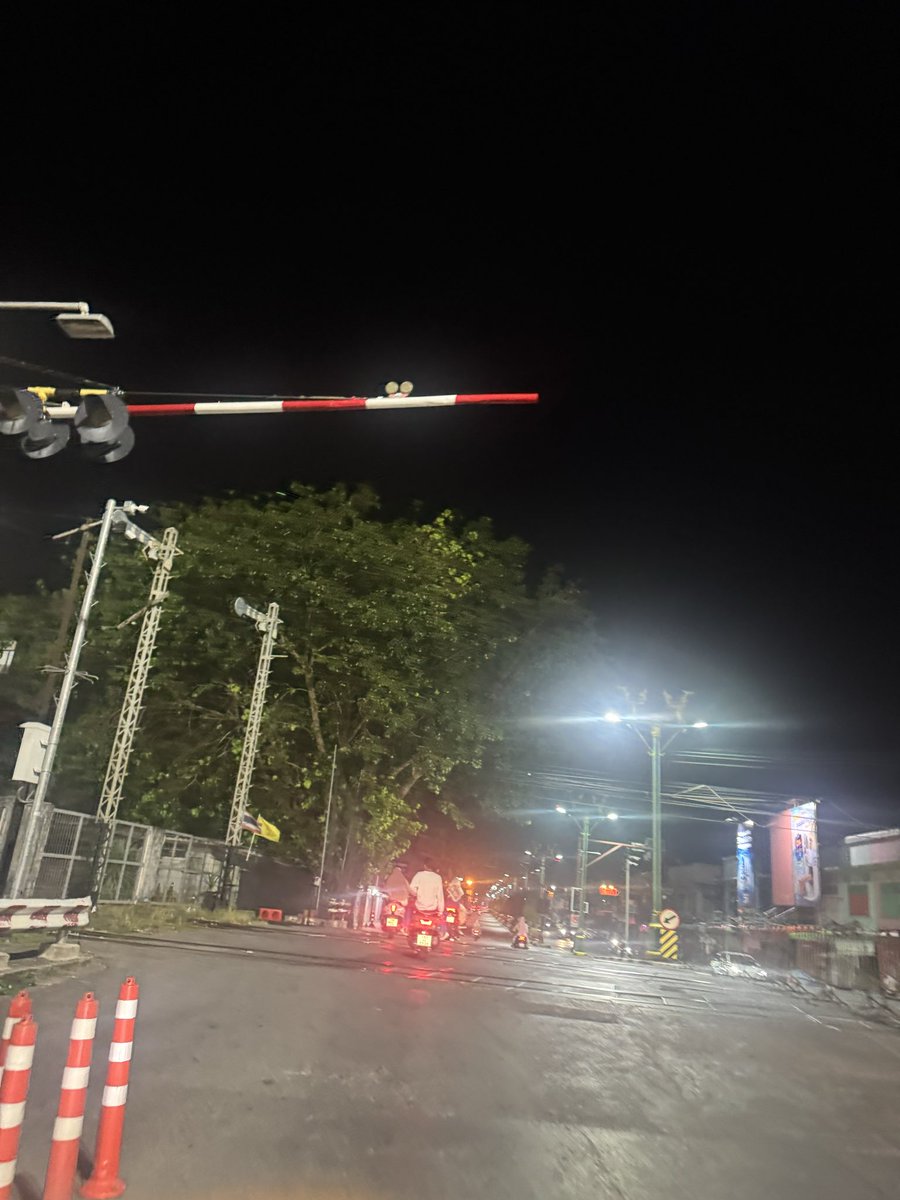 DarkGirl tweet media