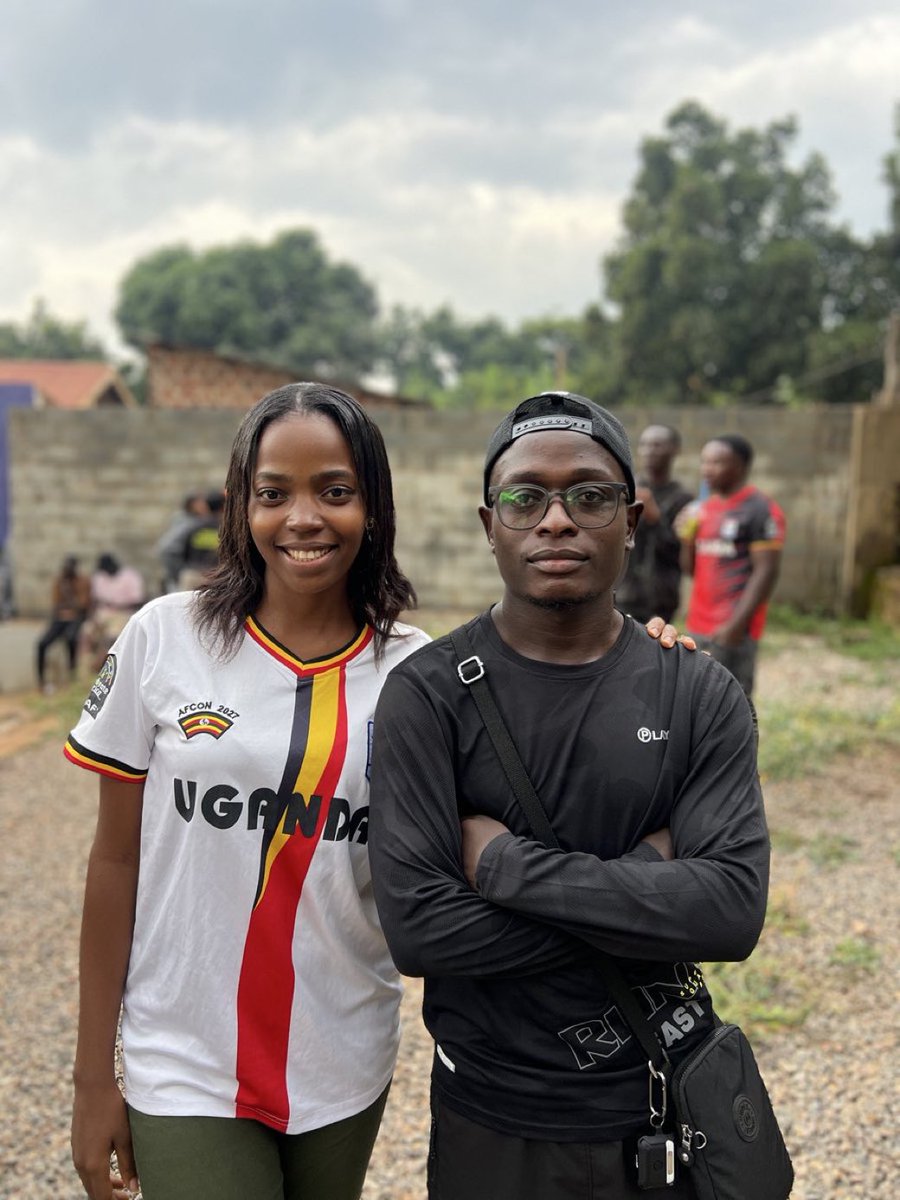 MR G🇺🇬 tweet media