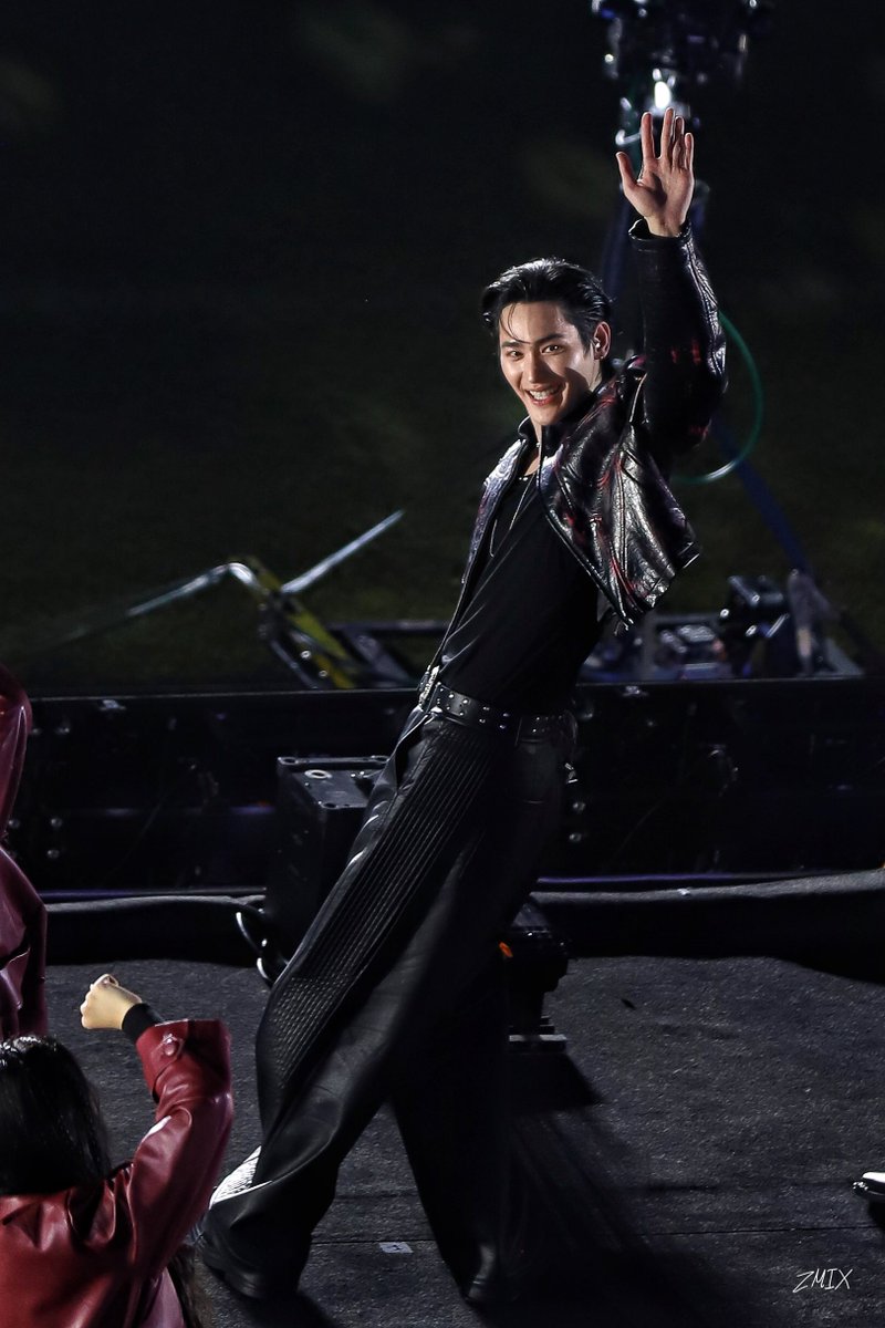 ZMIXGALLERY tweet media