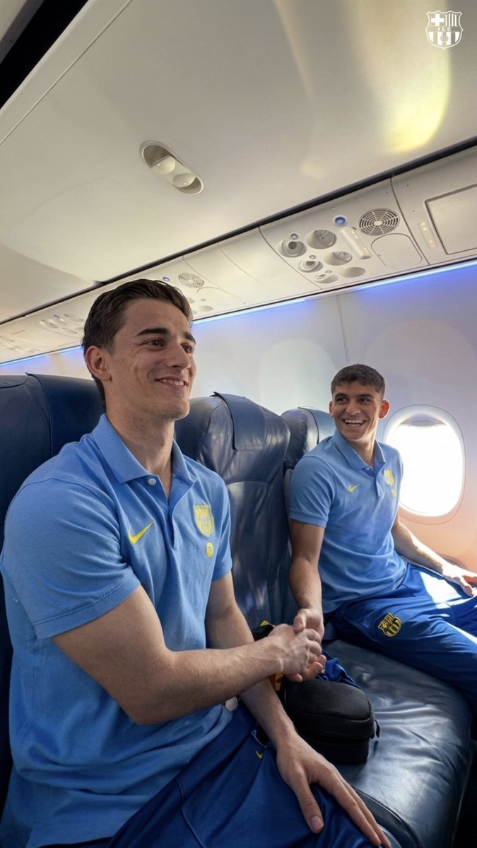 Only_Gavi6's tweet photo. Direction Madrid 🛫 https://t.co/BEQvE6GGHK