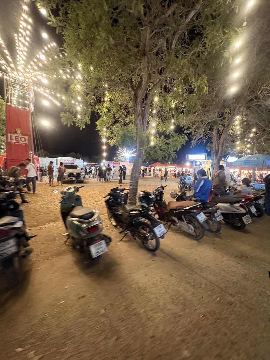 ปี๊เรืองแสง💸🔥🌟 tweet media