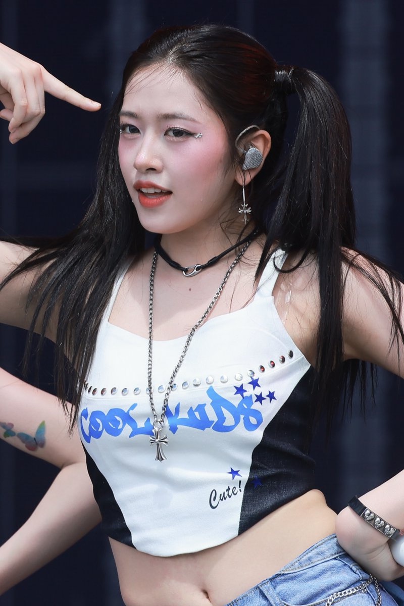 Kpop Data Shop tweet media