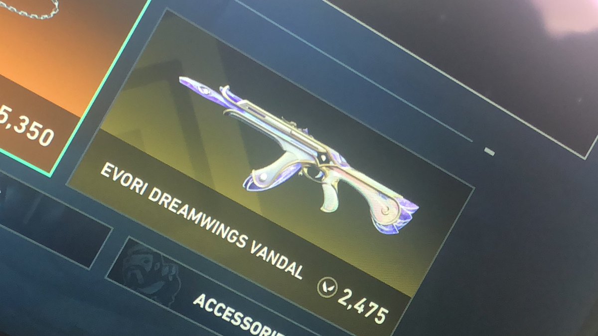 zara (selling) tweet media