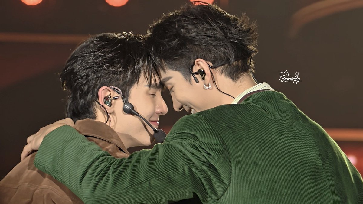 ʚ 𝐁𝐨𝐰𝐢𝐞·𝐁𝐲⁺˚ɞ tweet media