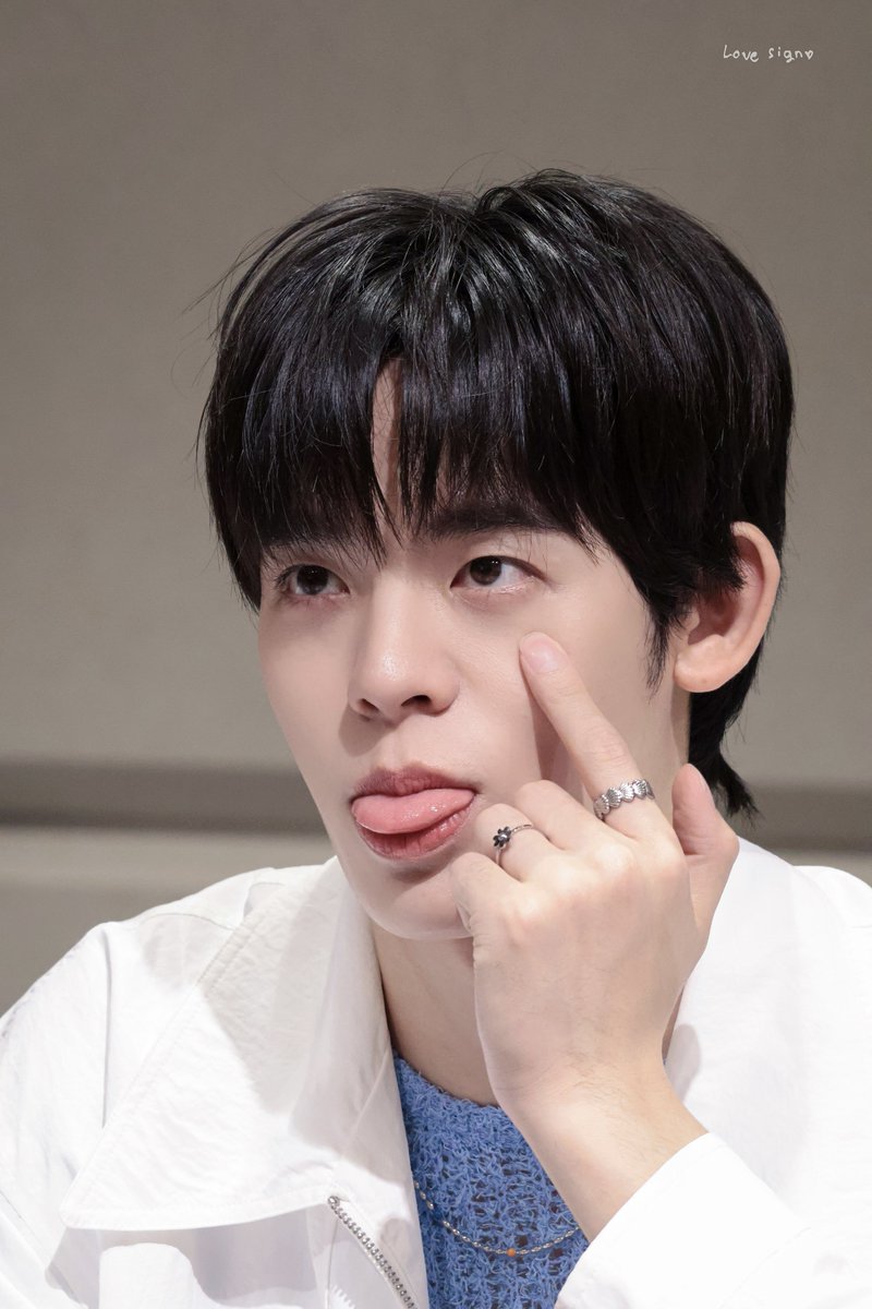 𝑳𝒐𝒗𝒆 𝒔𝒊𝒈𝒏 ◞♡ tweet media