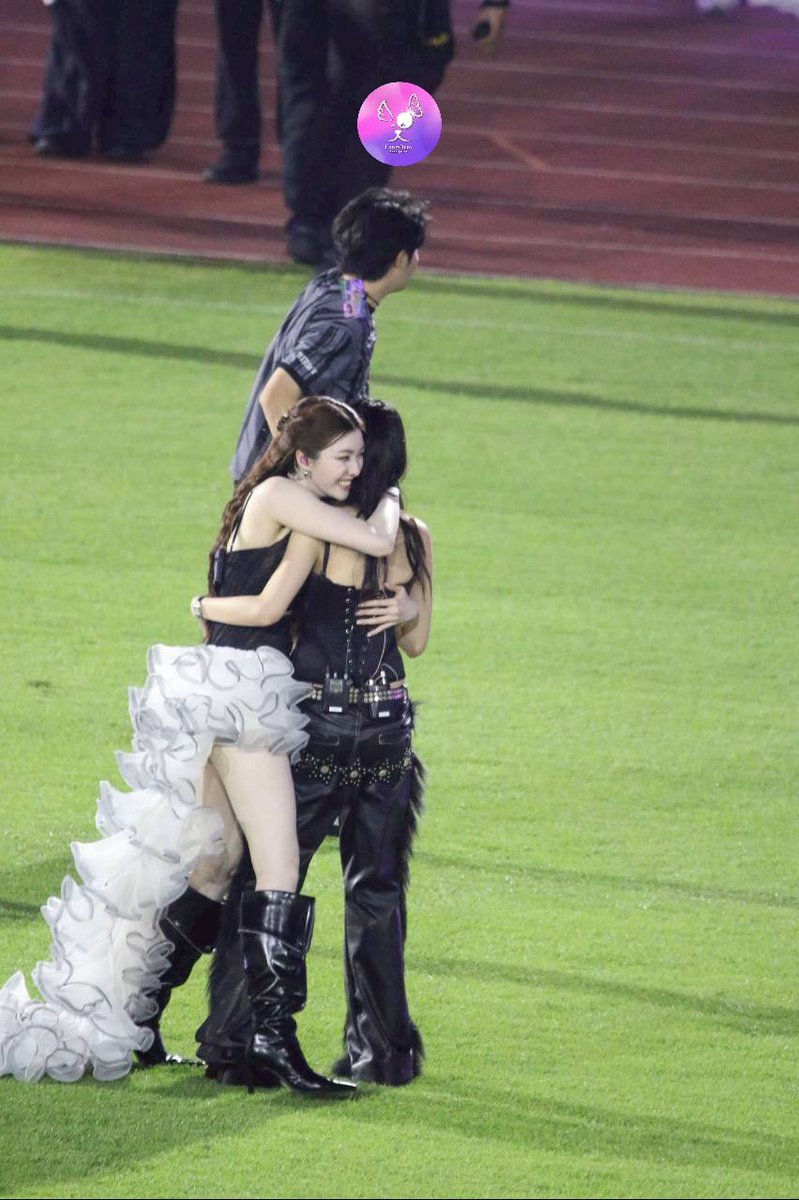 LingOrm_BaseHouse tweet media