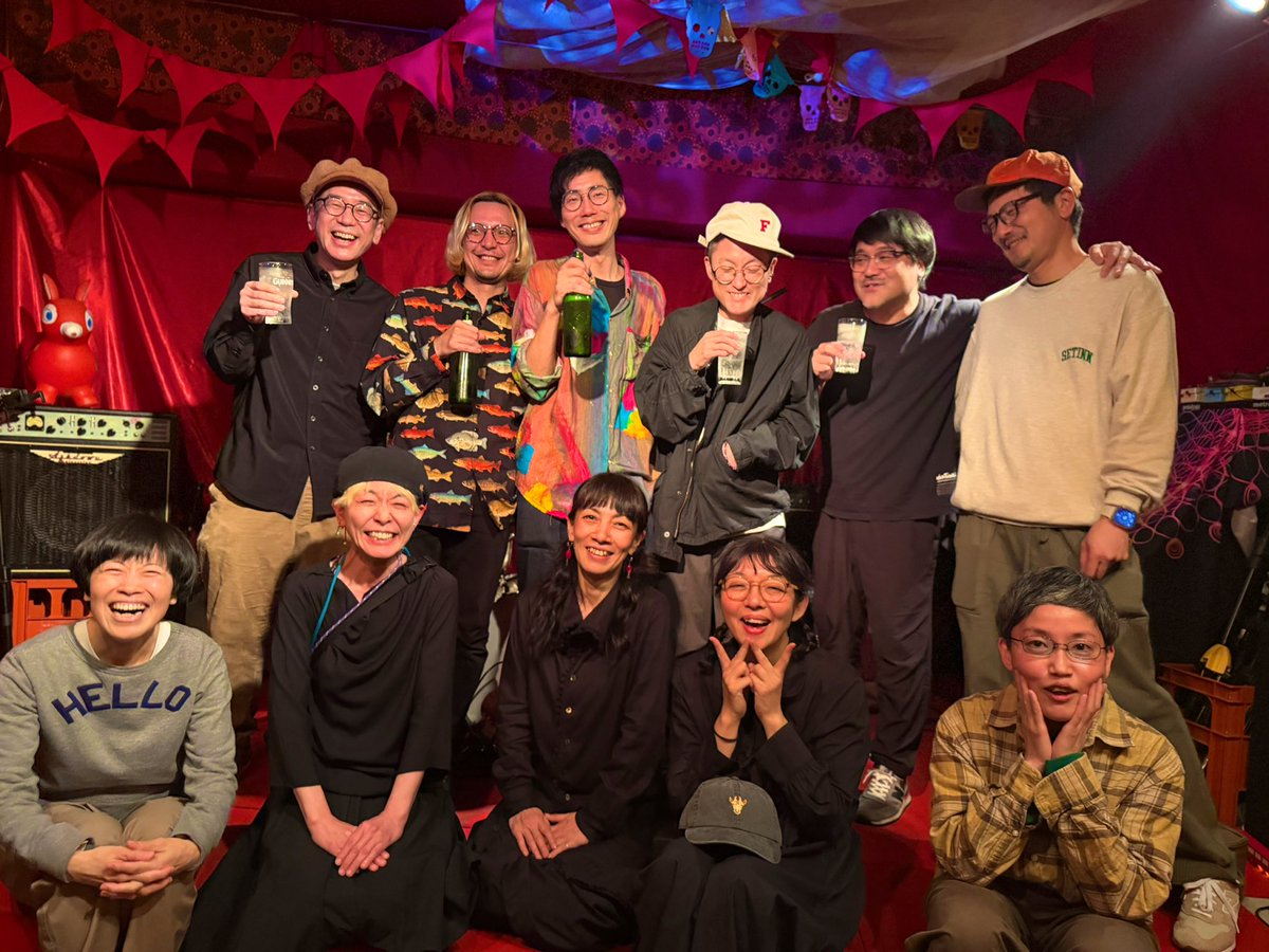 musicajaponica's tweet photo. 『ベリオスンネ vol.2』
この三組の組み合わせ最高でした。
勿論出会いはムジカだけどね。
Vol.3も是非お待ちしてます。

どこを切り取っても
其々よかったわ。
呑みが止まらんわな。

#ANATAKOKOU
#ヒトリトビオ
#数えきれない https://t.co/sZf1K7Q5nu