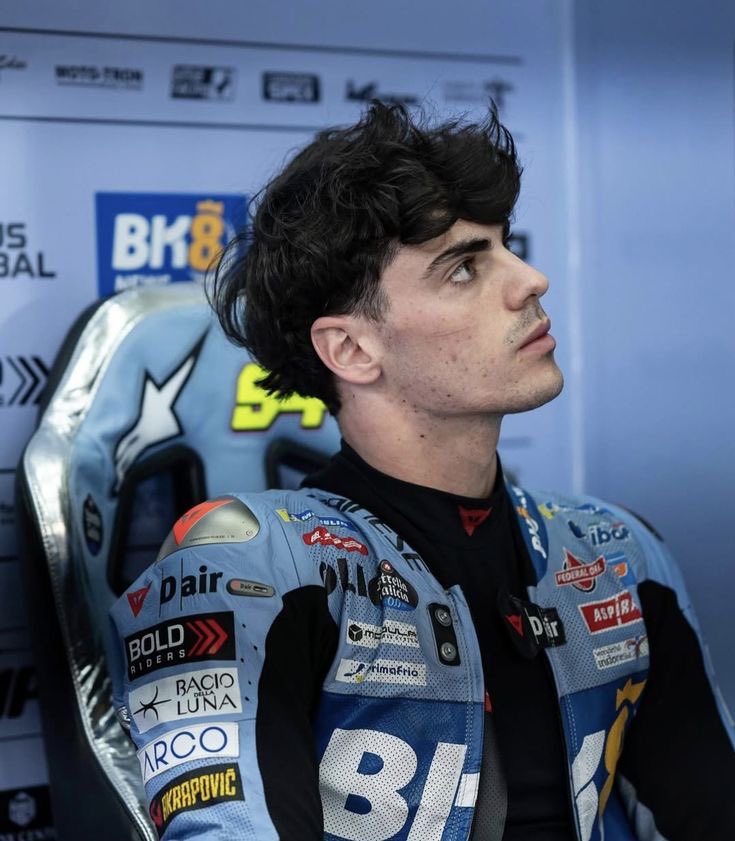 ₉₃ kaia ⁵⁴ tweet media