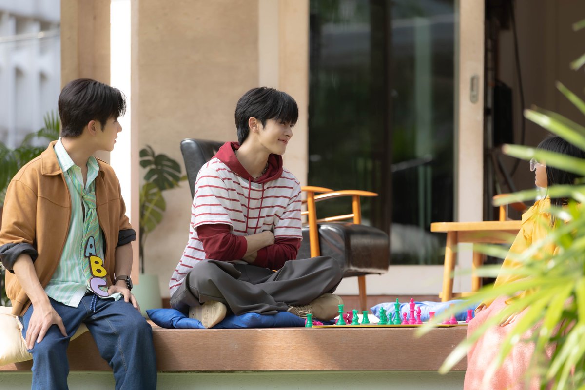 รักครูเท่าโลกเลย Love You Teacher tweet media