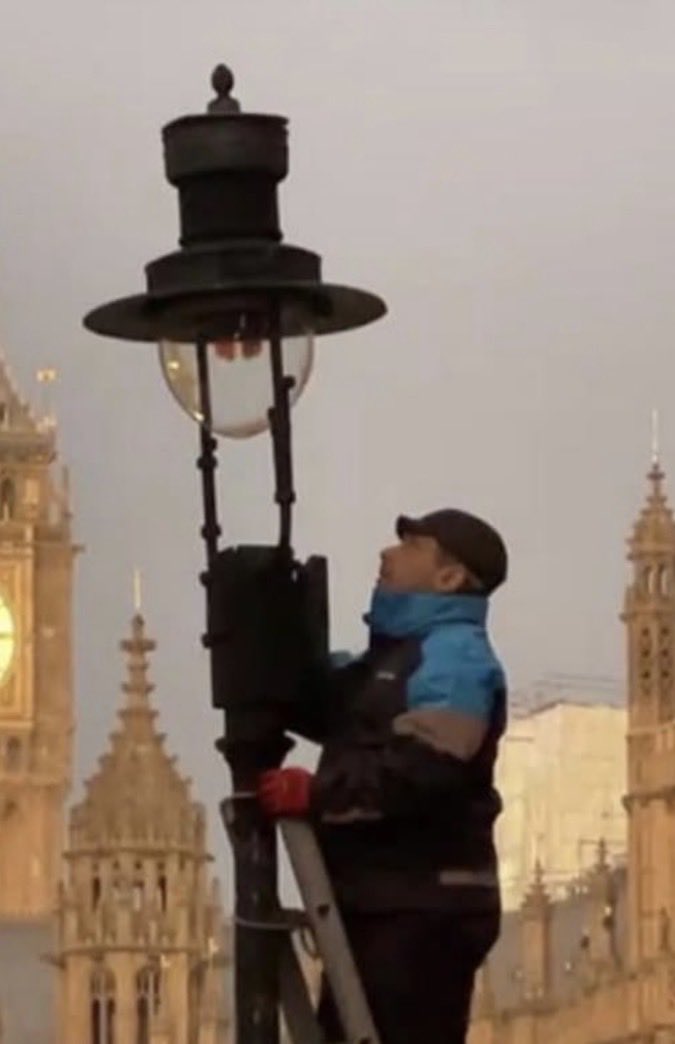 United We Stand tweet media