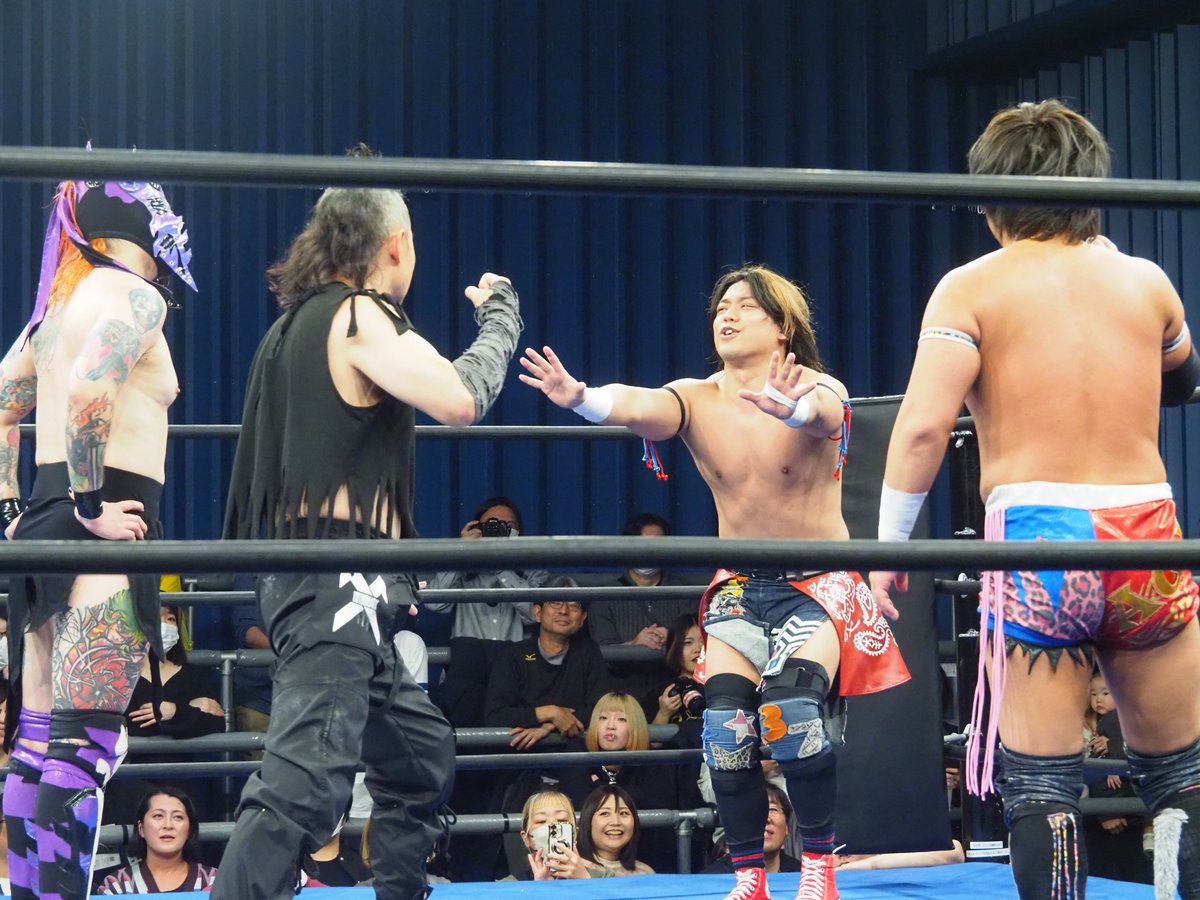 しばやまさん🍎🍫（馬波レイ） tweet media