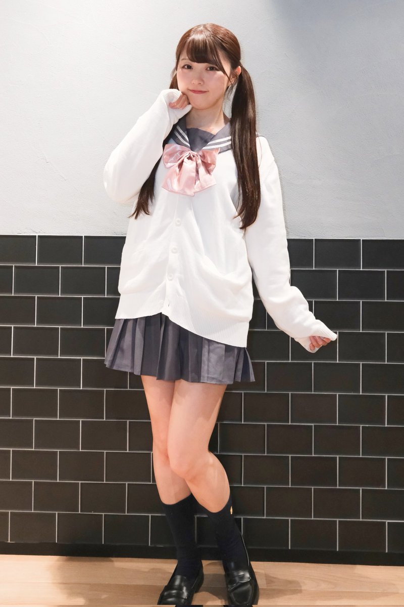 mah__ji's tweet photo. 3月のほぼJKのゆきのちゃん(1)
@yukinonano8
カラカラ制服個別撮影会
#宮下ゆきの #ゆきのなの https://t.co/5LpOGzGKHj