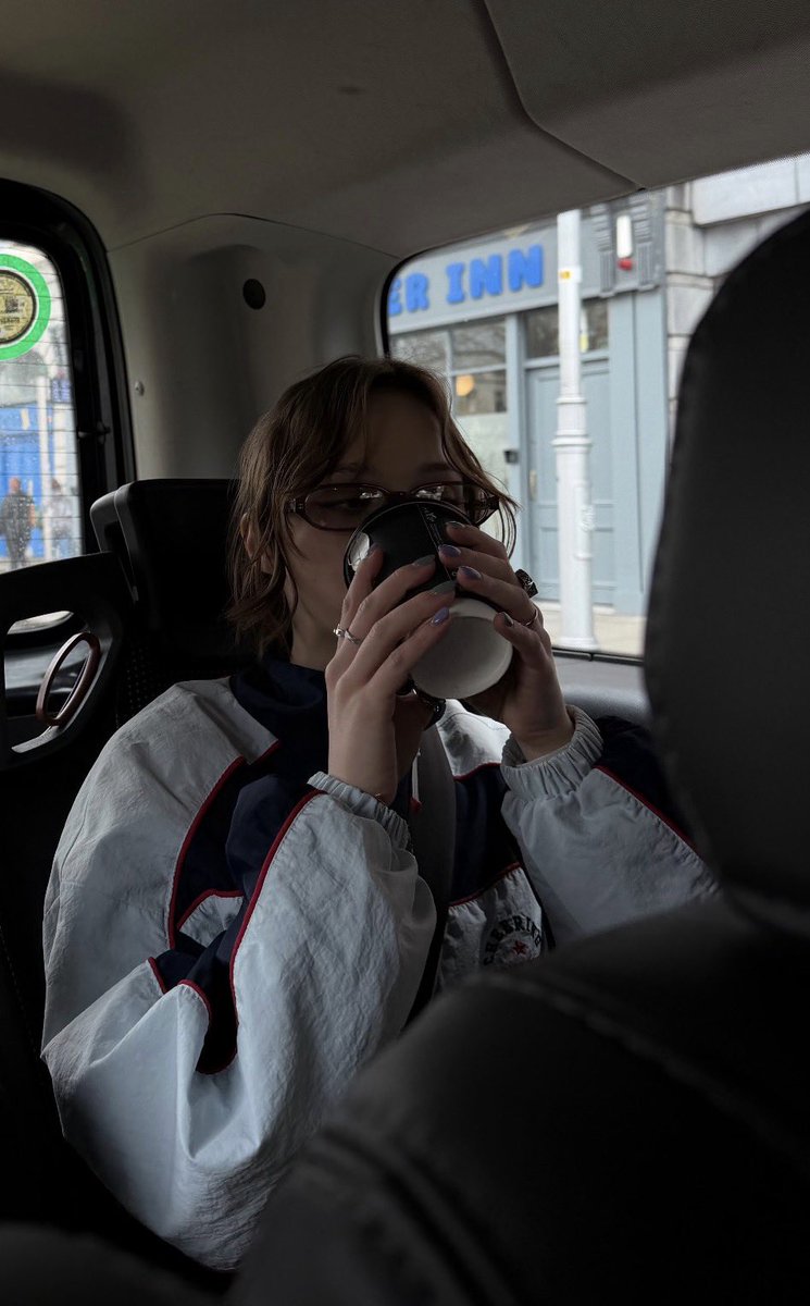 A n n a | 𝘢𝘶'𝘴 🪸 tweet media