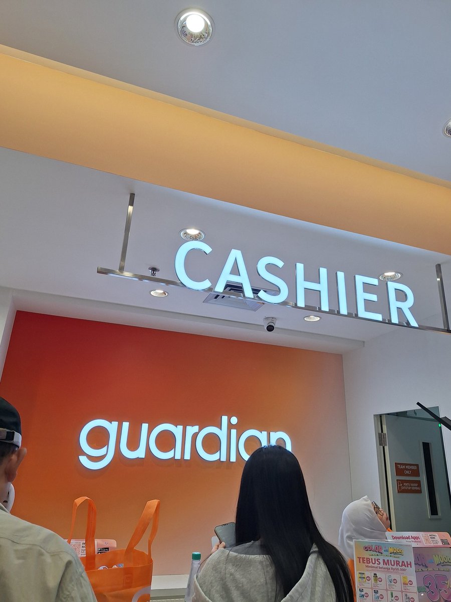 My kind of Saturday night before returning to rantauan, lol.