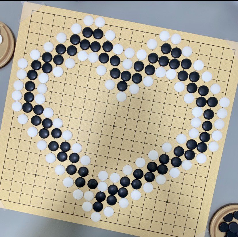 StrawberryKiller tweet media