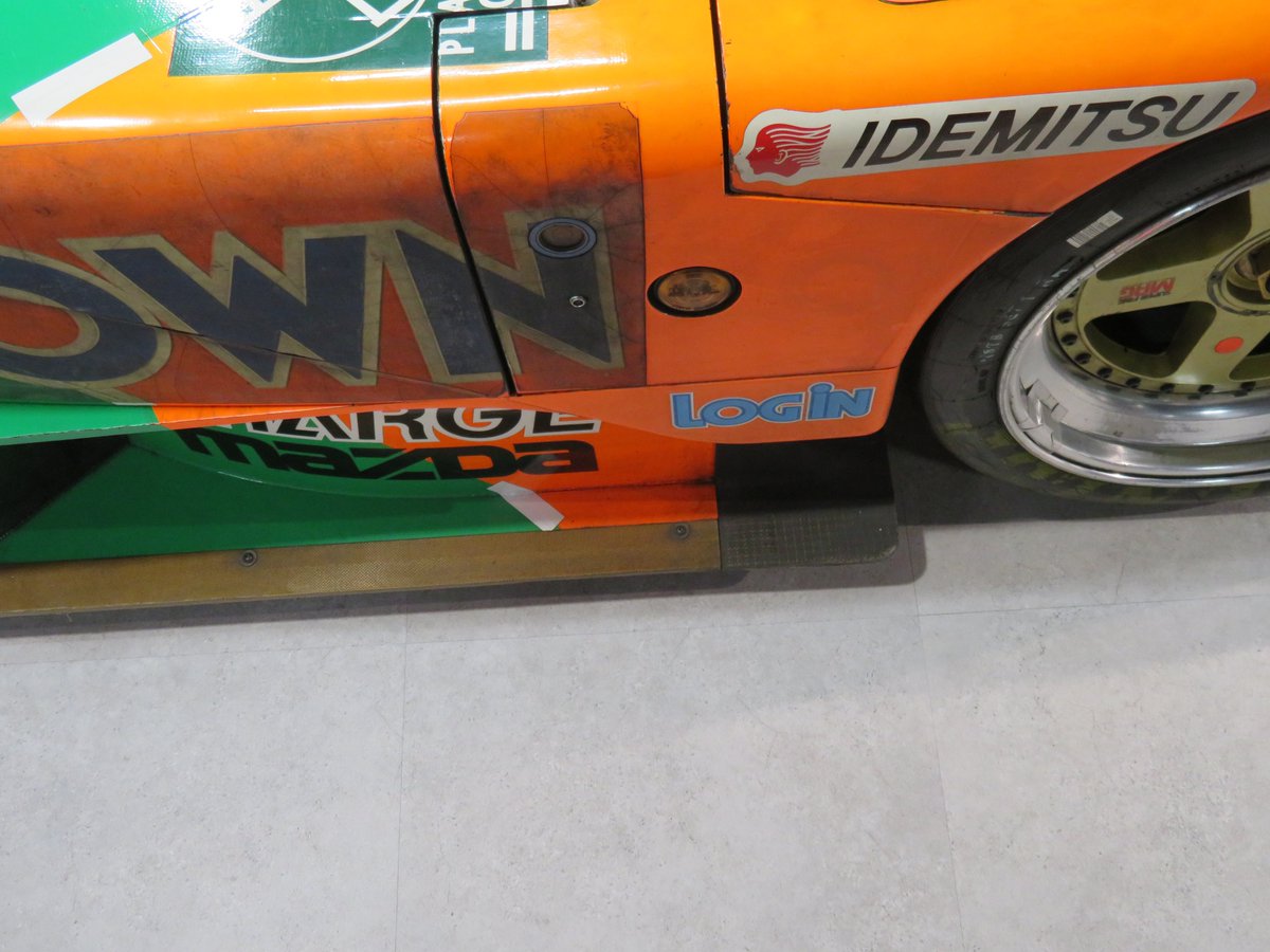 形而上のHEID tweet media