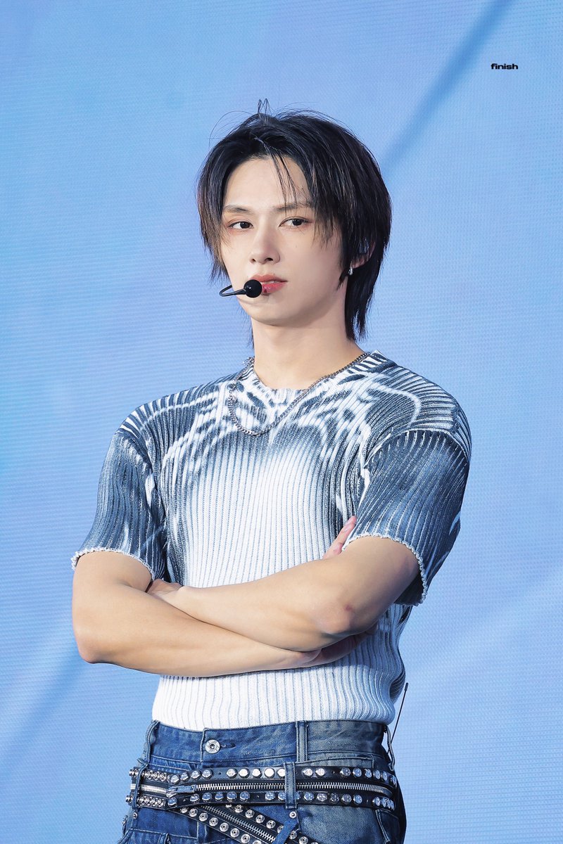 finish0610's tweet photo. 260404

#준 #JUN #문준휘 #ジュン #文俊辉 #세븐틴 #SEVENTEEN https://t.co/nM5HPmVbFe