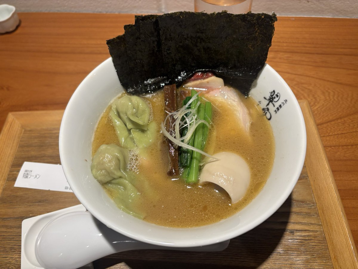 飛白（アルコールの奴隷） tweet media