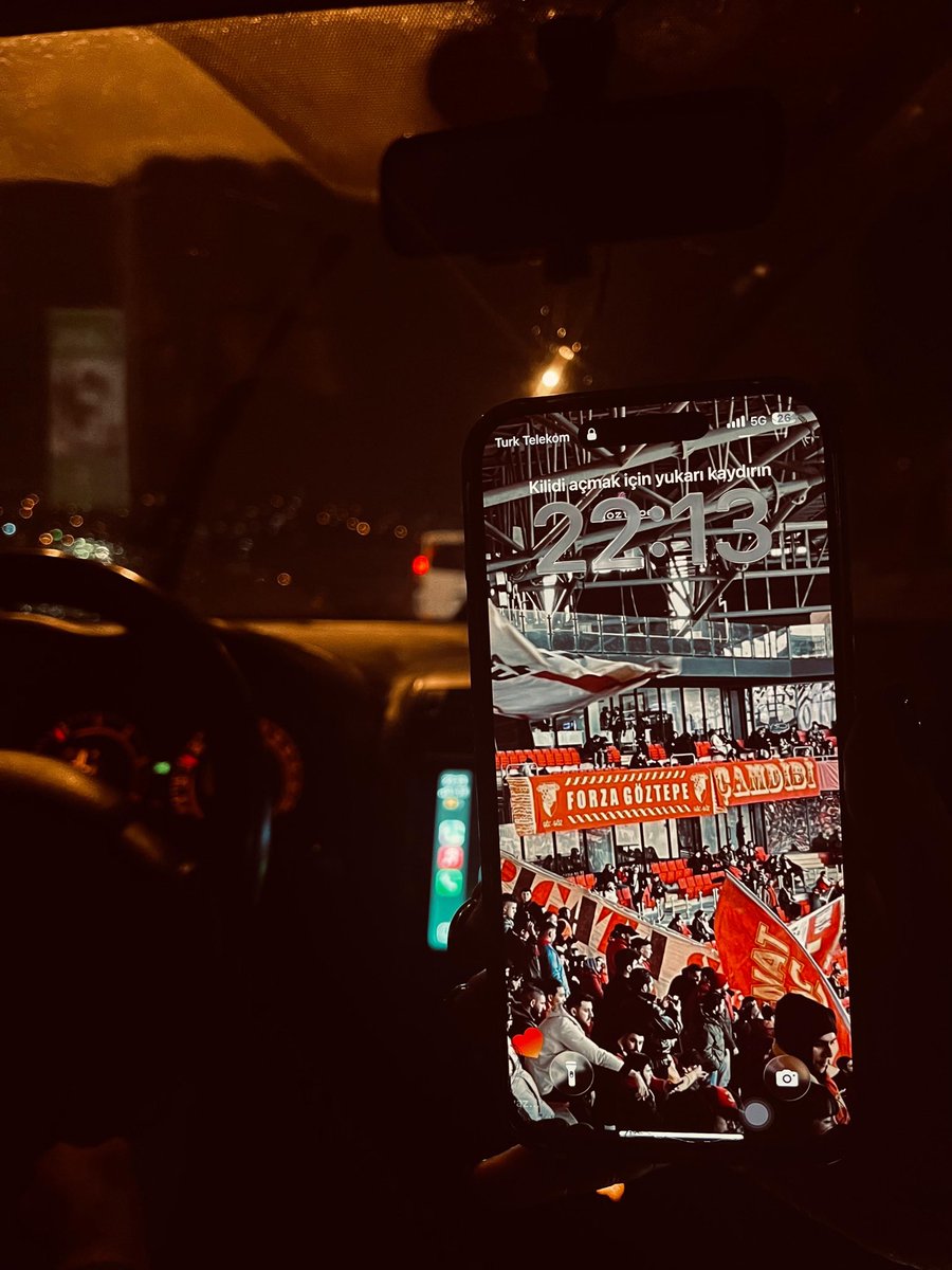 Tuğba35 tweet media