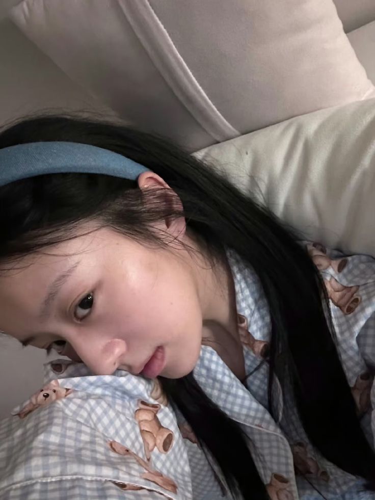 𝖻𝗅𝗎𝖾𝖻𝖾𝗅𝗅 𝗇𝖺𝖼𝗁𝗍𝗇𝖾𝖻𝖾𝗅 tweet media