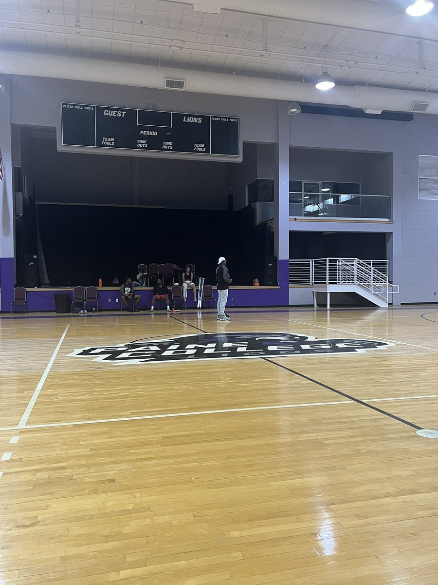 turooverton's tweet photo. After a great visit and workout I’m blessed to receive an offer from Paine College https://t.co/2EKaqr5tsn