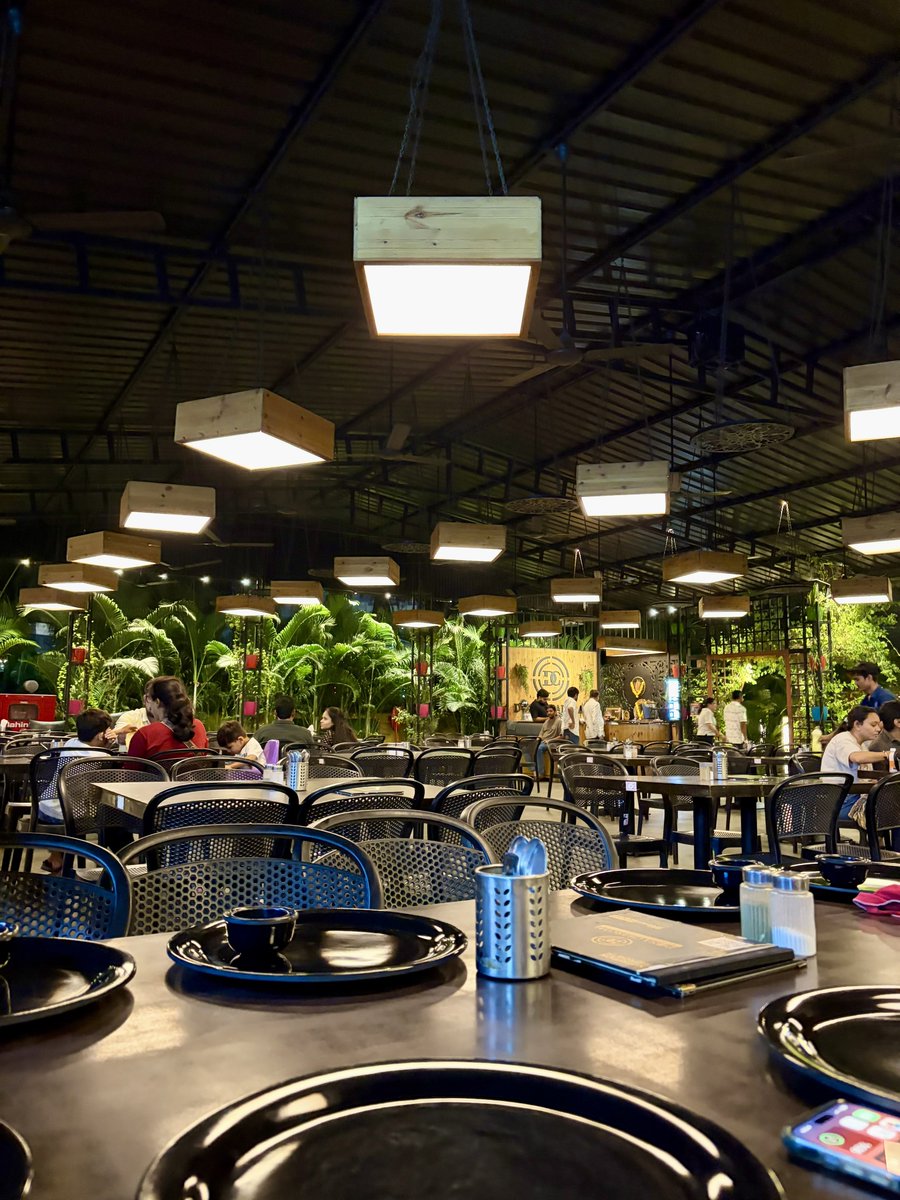 ViratBharat's tweet image. When in hurat do what a hurti says 😋 #Surat