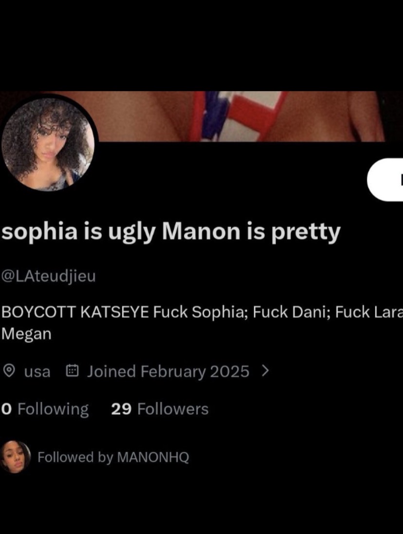 YoWhatsUp tweet media