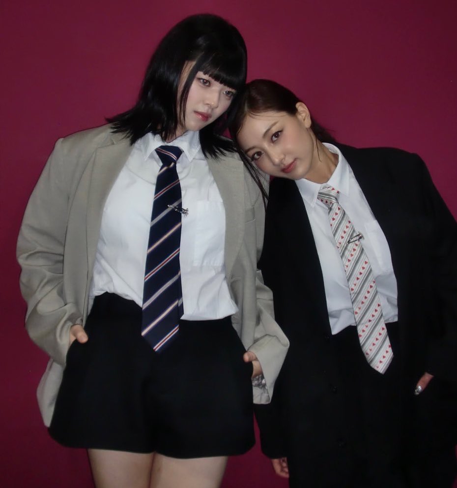 Celebs Love Cardi B tweet media