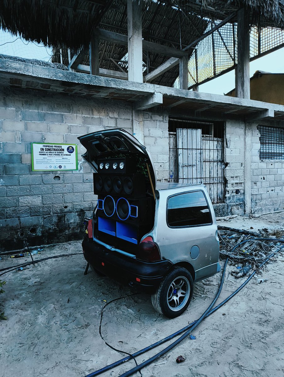 ☻ ꧁꧂ tweet media