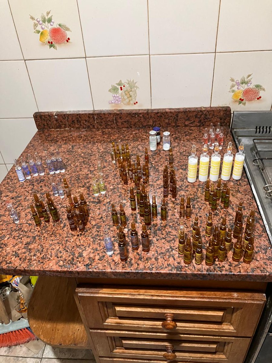 Vía Szeta tweet media