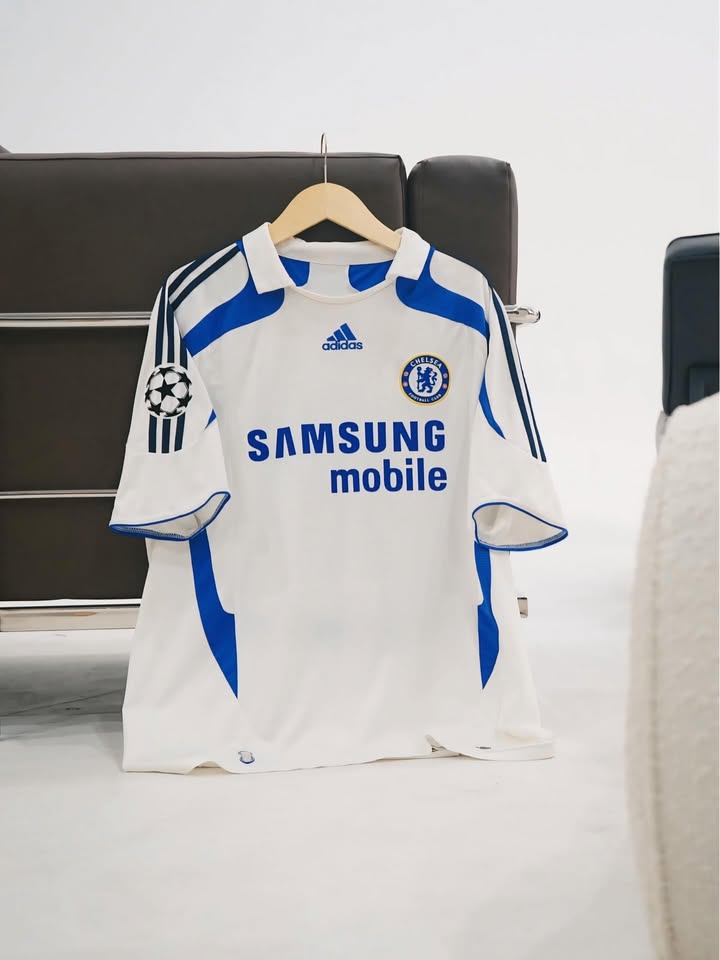 Hámzēe★ tweet media